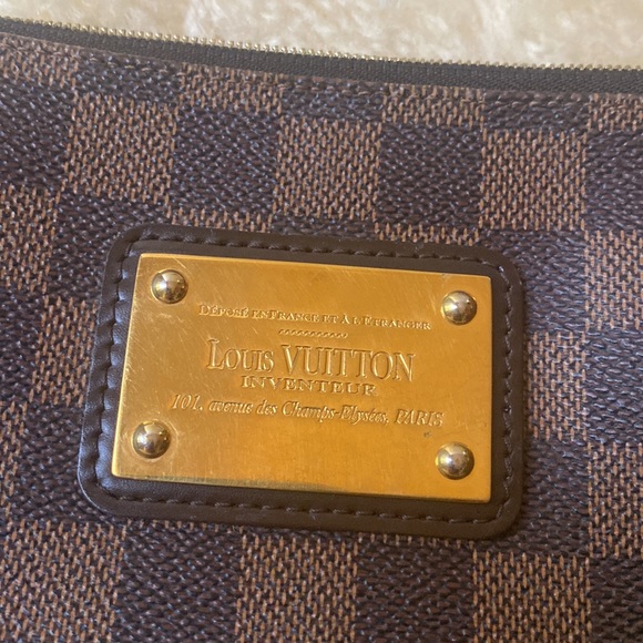 Louis Vuitton Damier Ebene small zip bag - Picture 6 of 9